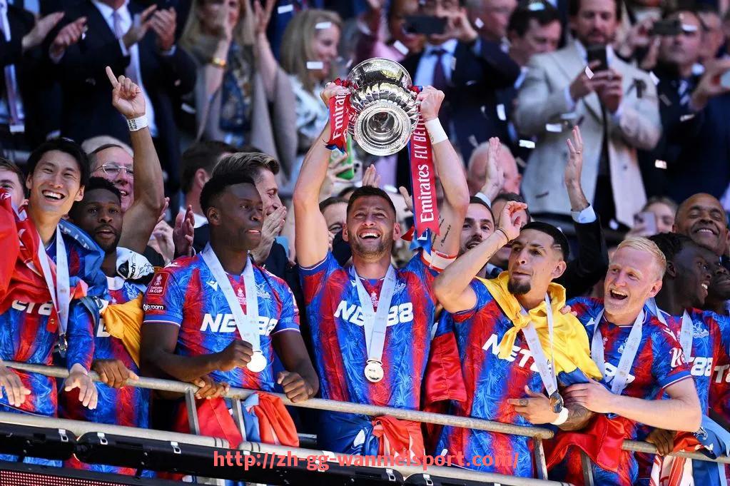 完美体育app-世俱杯最新积分榜实时更新及排名变化解读